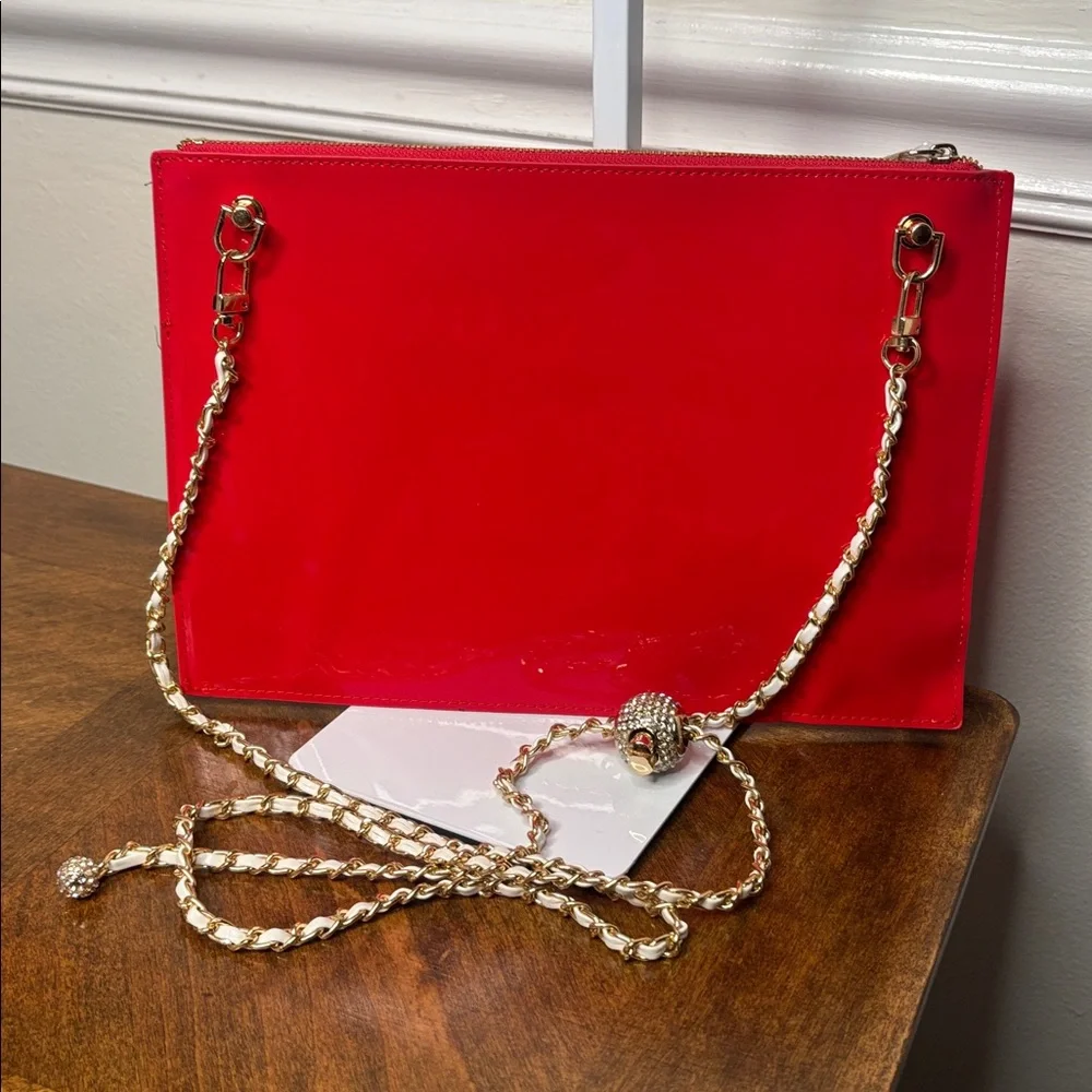VALENTINO VOCE VIVA Red Patent Clutch with Elegant Gold Crossbody Chain - Picture 7 of 14